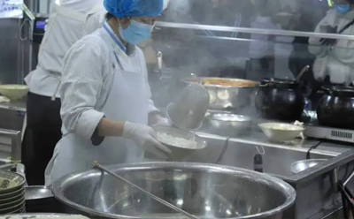 大型食堂全自动炒菜机炒菜好吃吗？